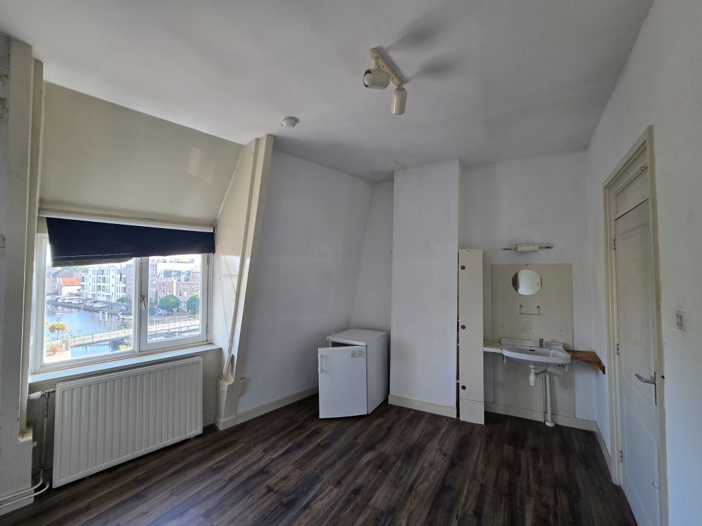 Room in Leiden